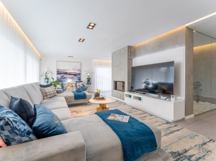 Image No.16-4 Bed House for sale