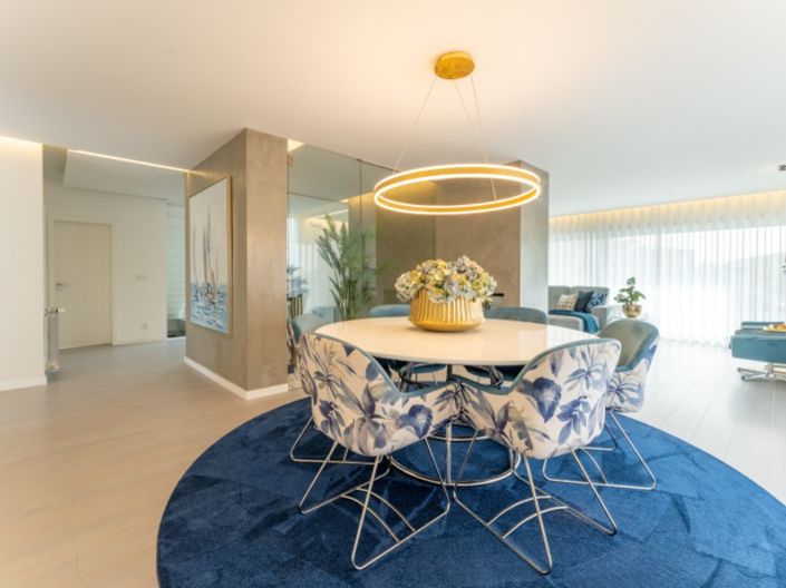 Image No.26-4 Bed House for sale