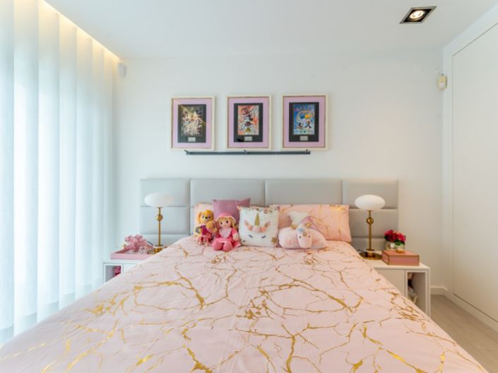 Image No.57-4 Bed House for sale