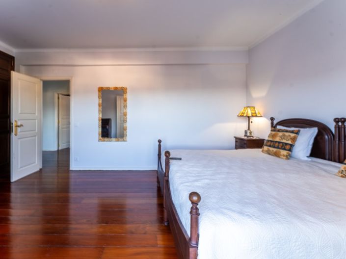 Image No.10-5 Bed House for sale