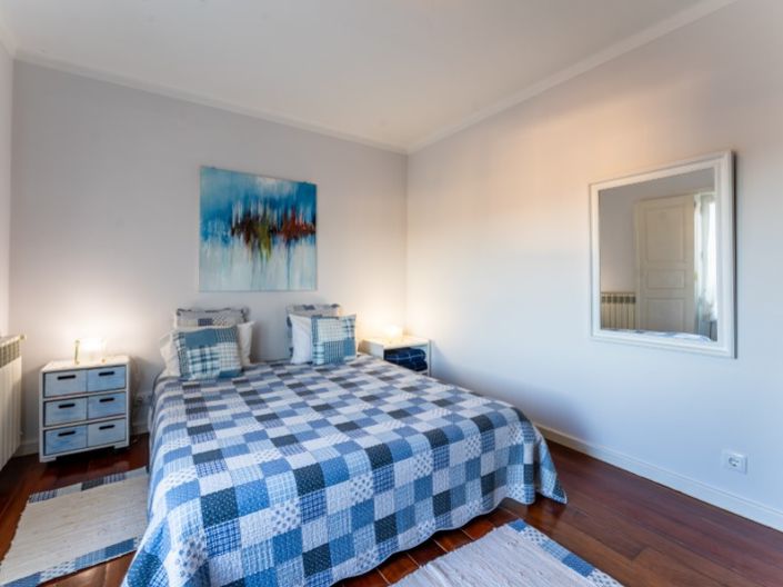 Image No.16-5 Bed House for sale