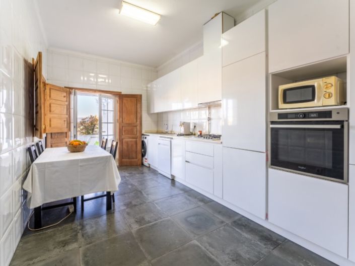 Image No.21-5 Bed House for sale