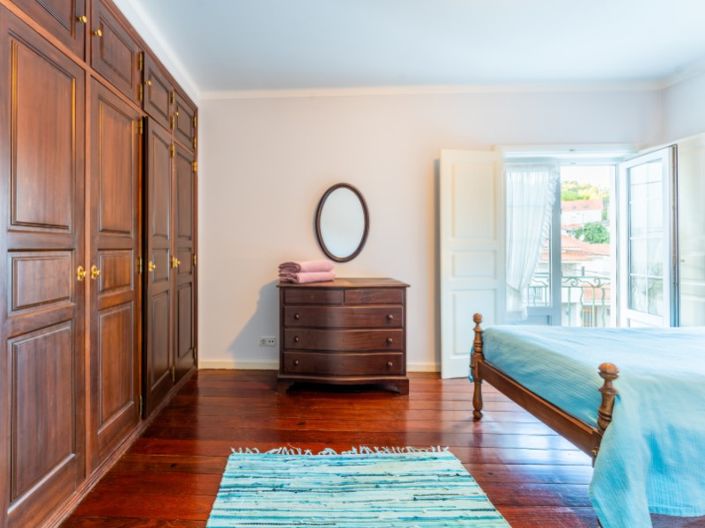 Image No.31-5 Bed House for sale