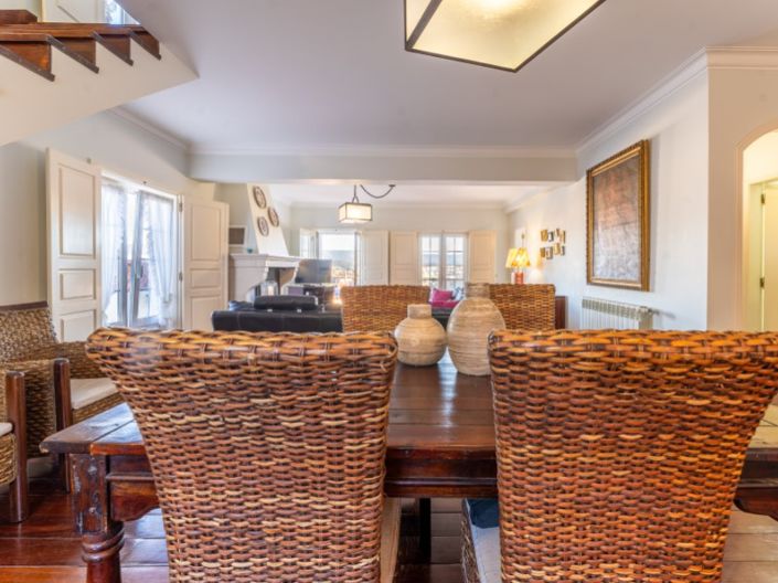 Image No.35-5 Bed House for sale