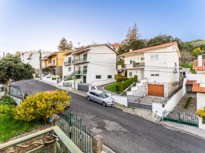 Image No.52-5 Bed House for sale