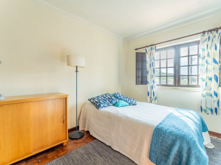 Image No.12-4 Bed House for sale