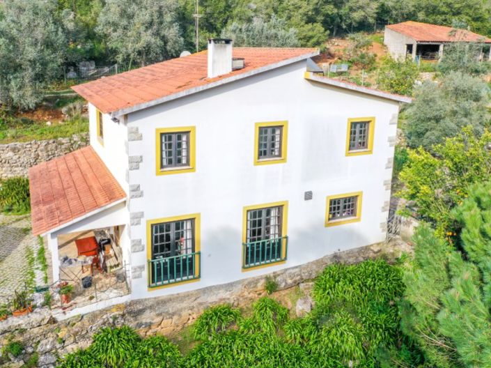 Image No.2-4 Bed House for sale