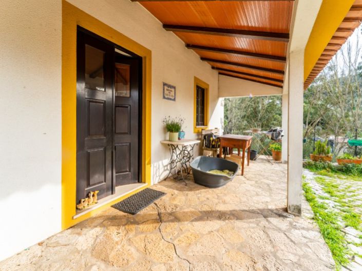 Image No.25-4 Bed House for sale