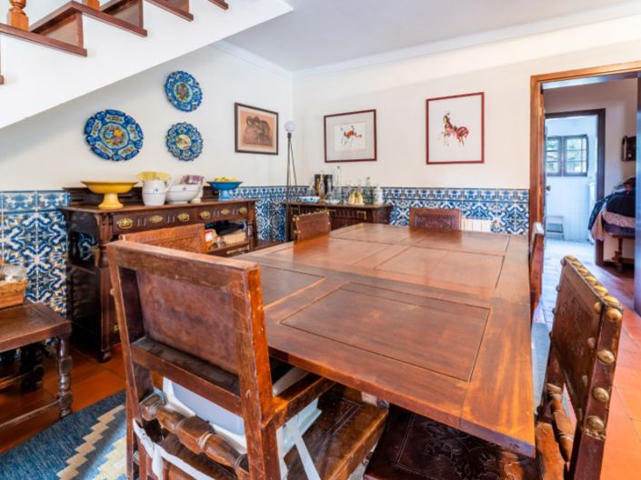 Image No.7-4 Bed House for sale