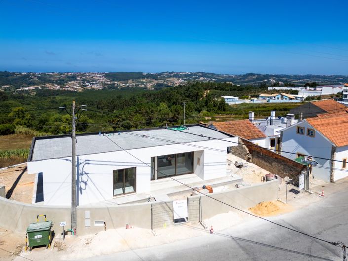 Image No.16-3 Bed House for sale