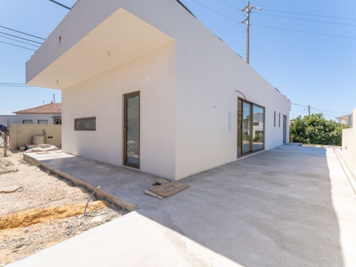 Image No.43-3 Bed House for sale