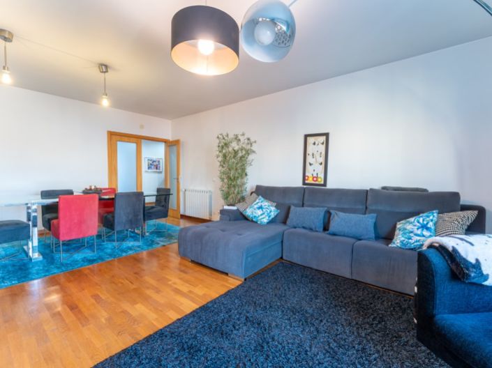 Image No.6-4 Bed Apartment for sale