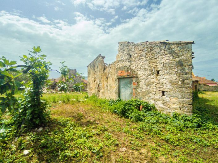 Image No.9-House for sale