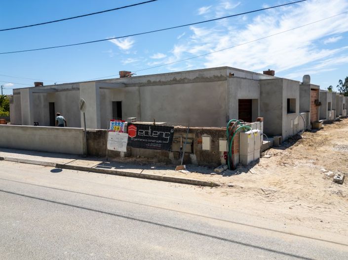 Image No.26-4 Bed House for sale