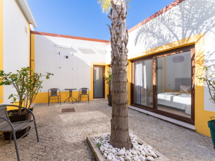 Image No.33-6 Bed House for sale