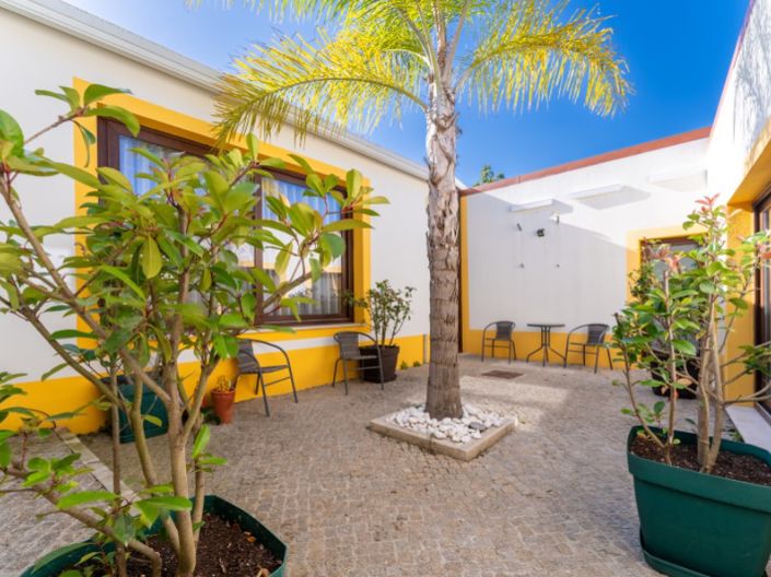 Image No.37-6 Bed House for sale