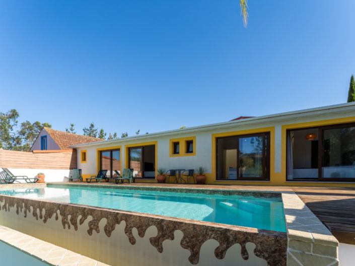 Image No.4-6 Bed House for sale