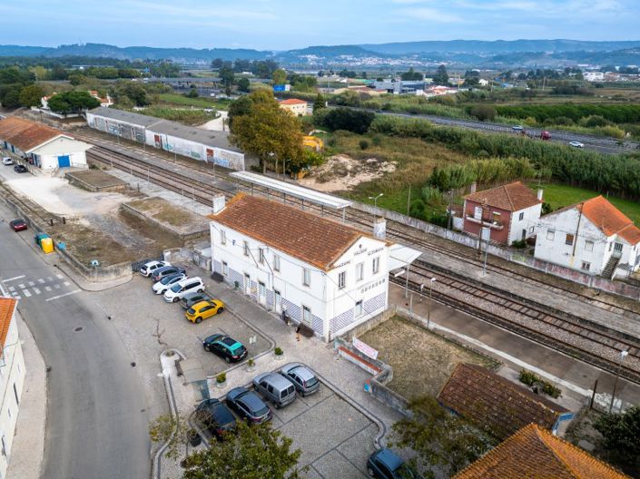 Image No.21-4 Bed House for sale