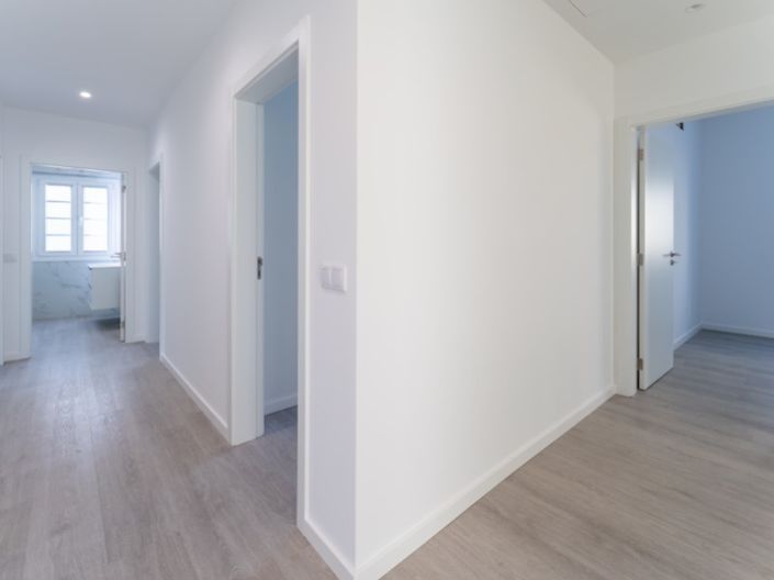 Image No.33-4 Bed House for sale