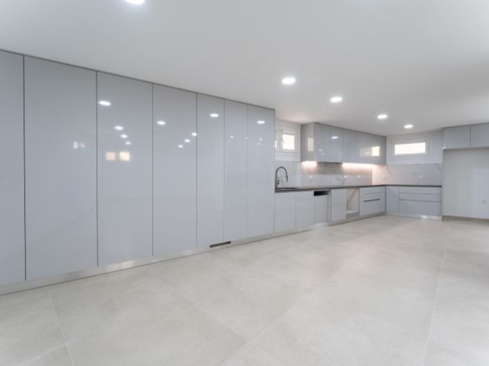 Image No.4-4 Bed House for sale