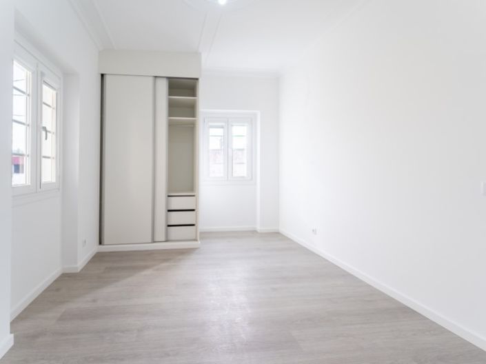 Image No.40-4 Bed House for sale