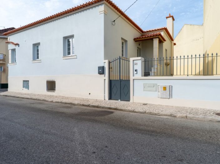 Image No.60-4 Bed House for sale