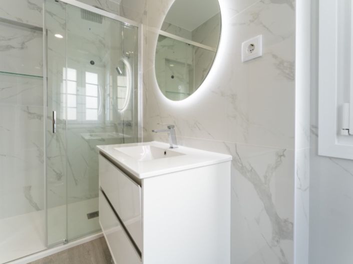 Image No.9-4 Bed House for sale