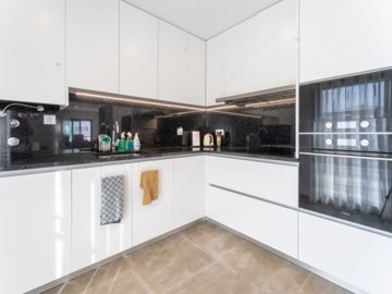 id0323bc01-0000-0500-0000-000018952a82