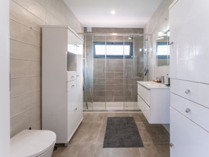 Image No.22-4 Bed House for sale