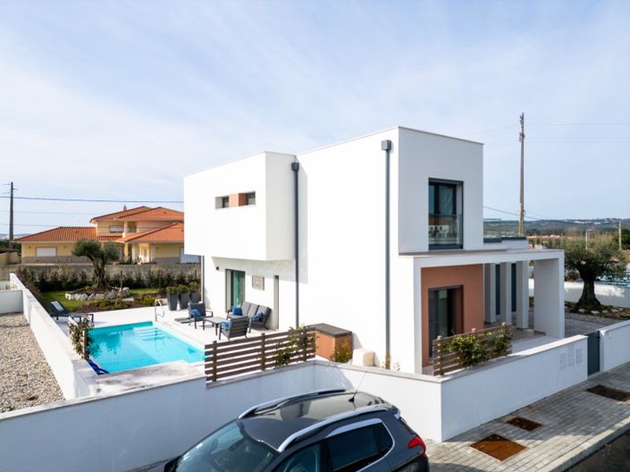 Image No.35-4 Bed House for sale