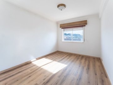 id8bc3b701-0000-0500-0000-000017ca7f34