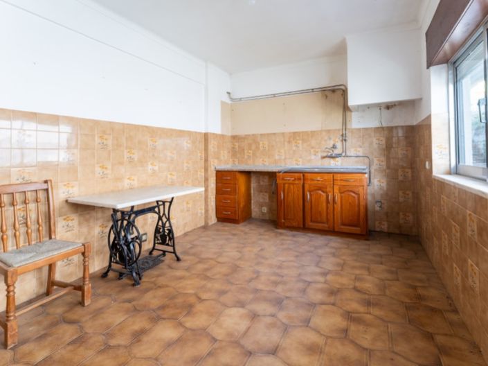 Image No.26-3 Bed House for sale