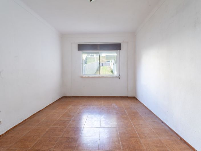 Image No.37-3 Bed House for sale