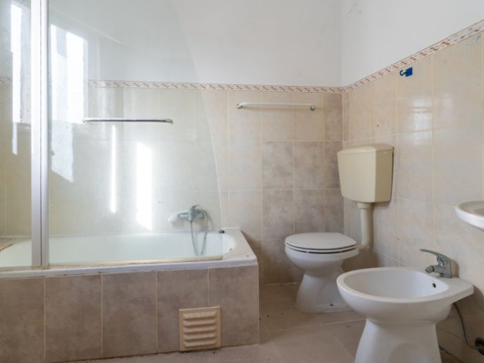 Image No.38-3 Bed House for sale