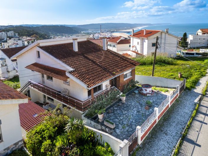 Image No.41-3 Bed House for sale