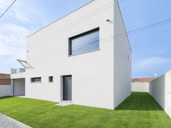 Image No.2-3 Bed House for sale