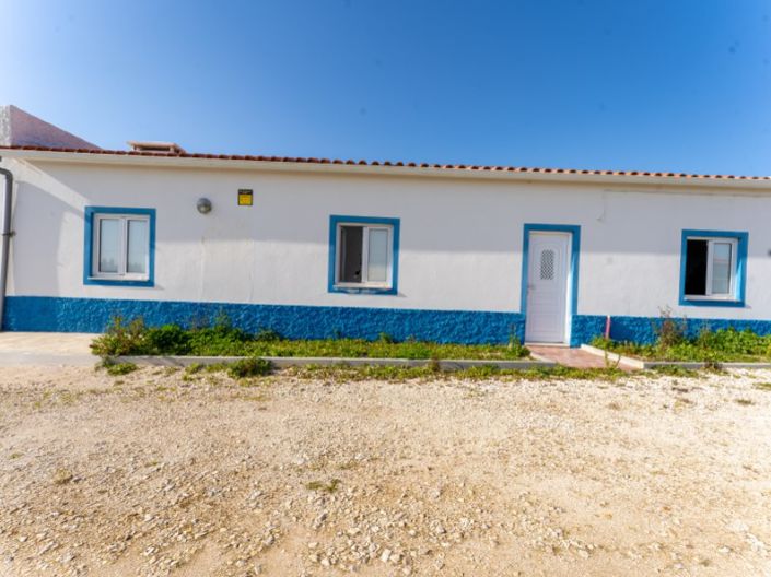 Image No.11-2 Bed House for sale