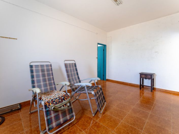 Image No.40-2 Bed House for sale