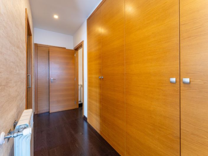 Image No.29-3 Bed Apartment for sale