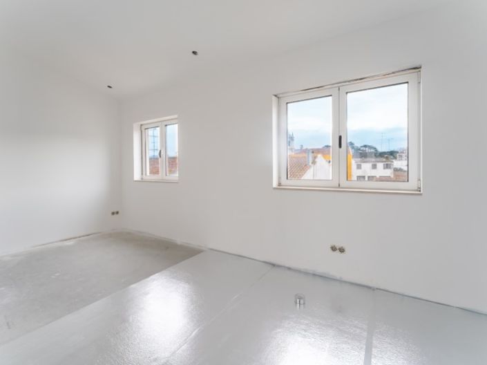 Image No.23-2 Bed Apartment for sale