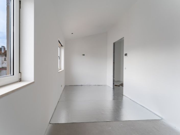 Image No.26-2 Bed Apartment for sale