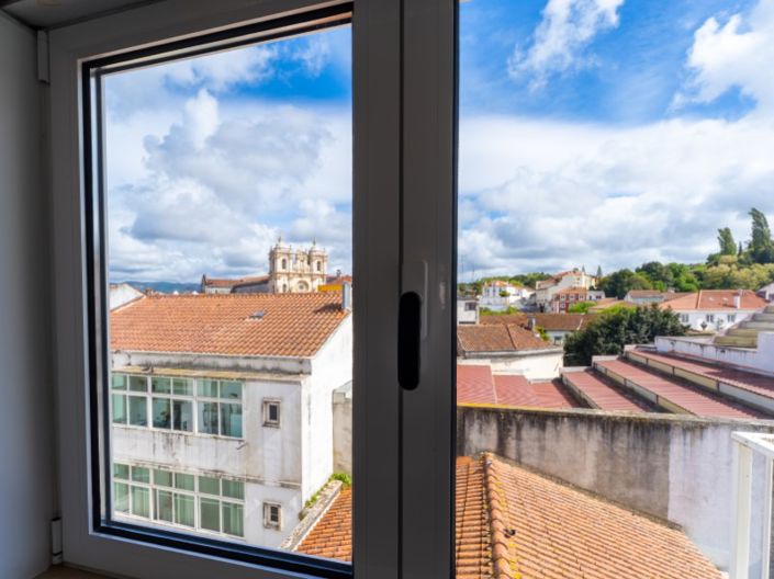 Image No.51-2 Bed Apartment for sale