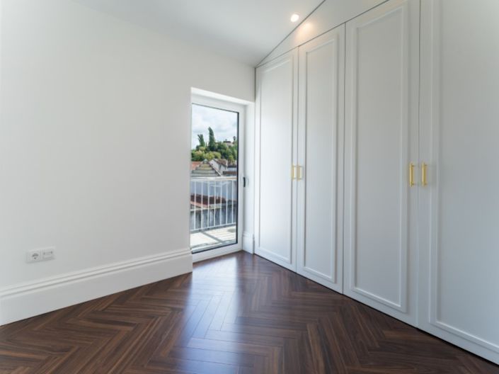 Image No.57-2 Bed Apartment for sale