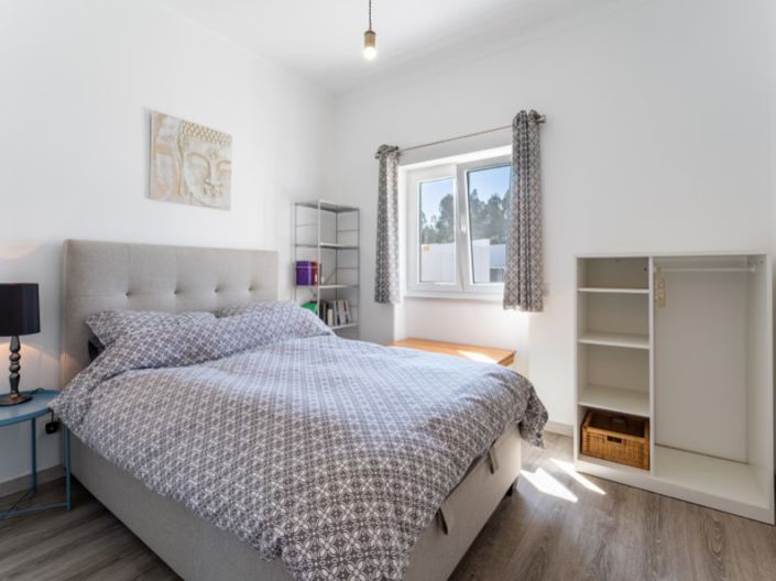 Image No.10-3 Bed House for sale