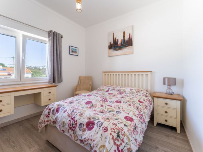 Image No.11-3 Bed House for sale