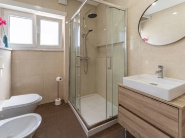 id9871c401-0000-0500-0000-000018e2098a