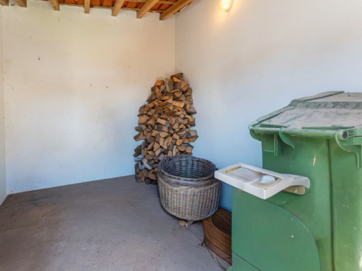 Image No.20-3 Bed House for sale