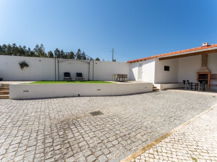 Image No.27-3 Bed House for sale