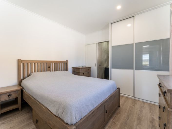 Image No.7-3 Bed House for sale