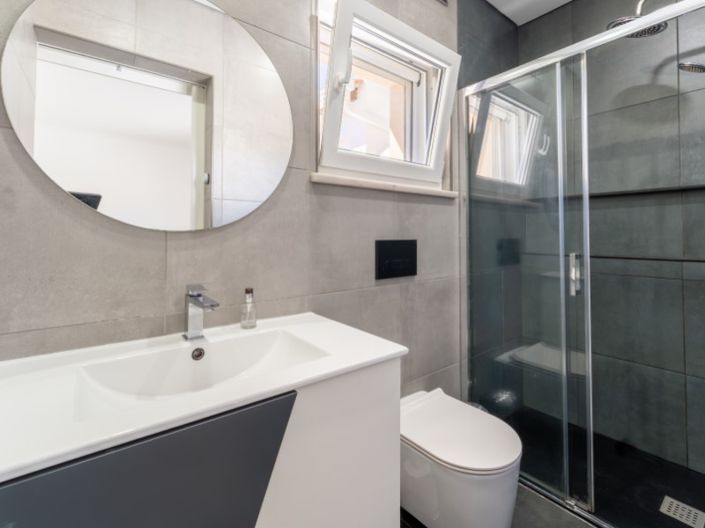 Image No.9-3 Bed House for sale